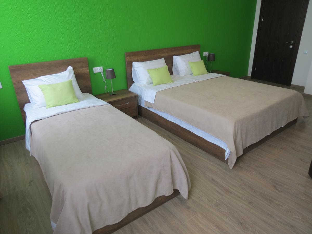 Your Home Hotel Tbilisi Esterno foto