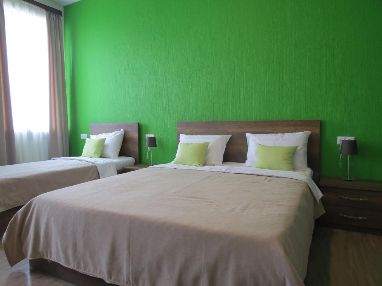 Your Home Hotel Tbilisi Esterno foto