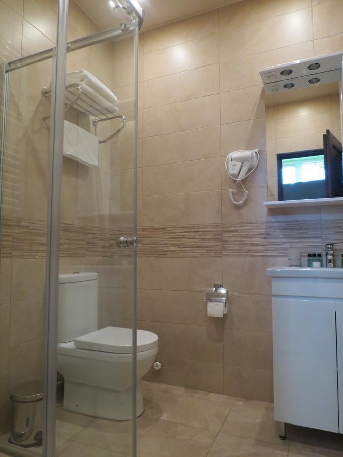 Your Home Hotel Tbilisi Esterno foto